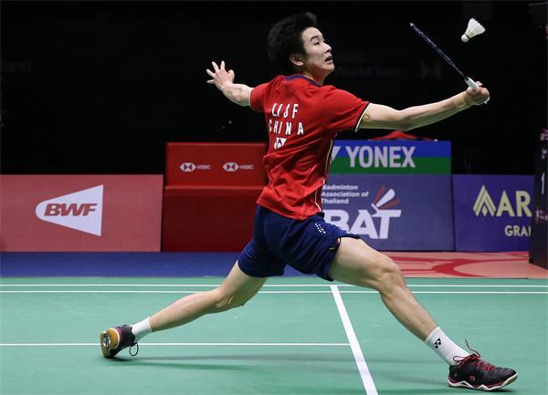 孤注一掷的 孤注一掷的