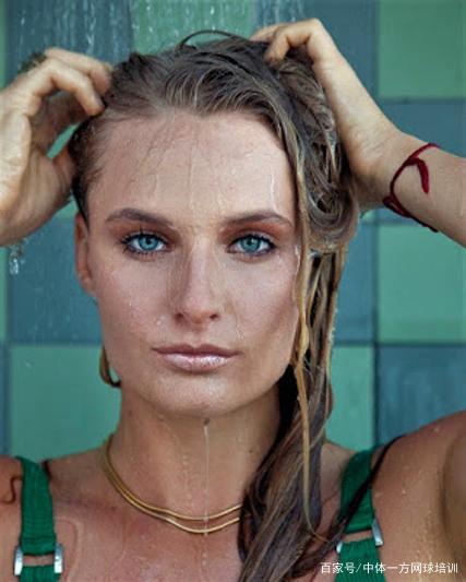 突破当下窘 突破当下窘